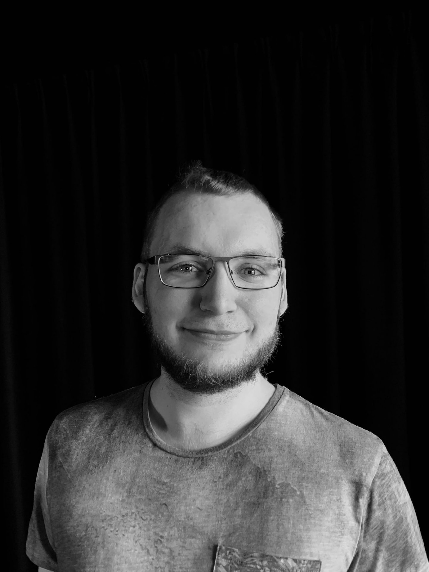 Svartvitt porträtt av Axel Lindström.